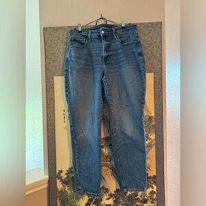Old Navy high rise, curvy, straight. Sz 12 jeans